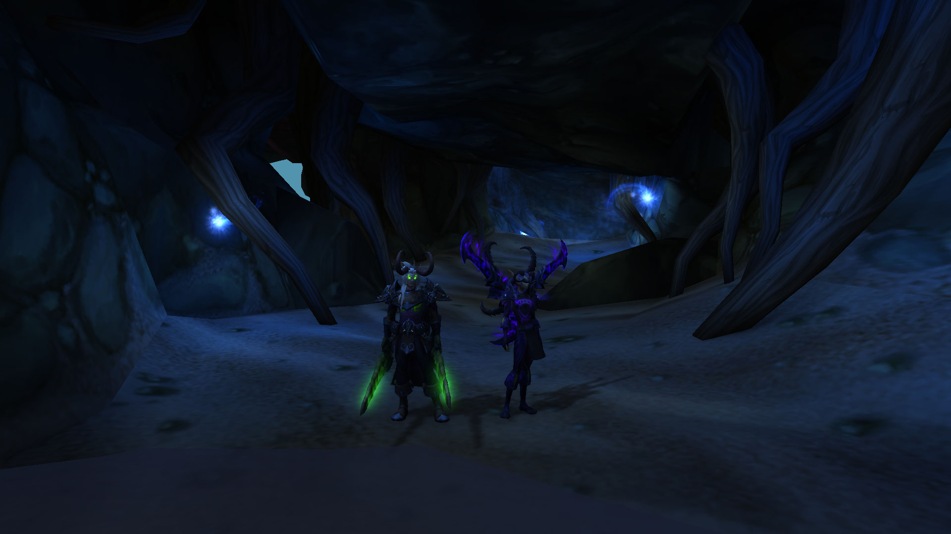 Derrière le portail de l'instance.