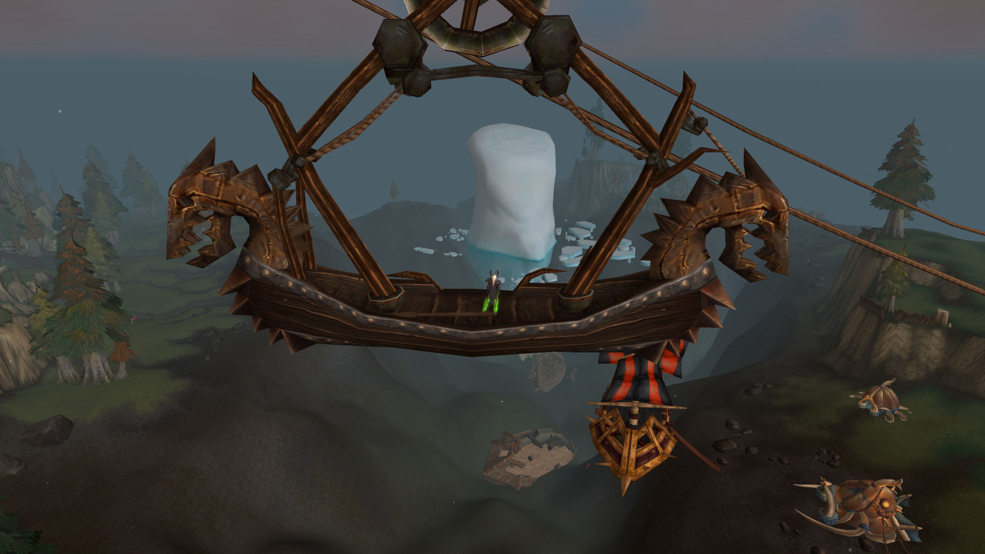 L'Elévateur antique fonctionnel avec une vue sur l'iceberg flottant.