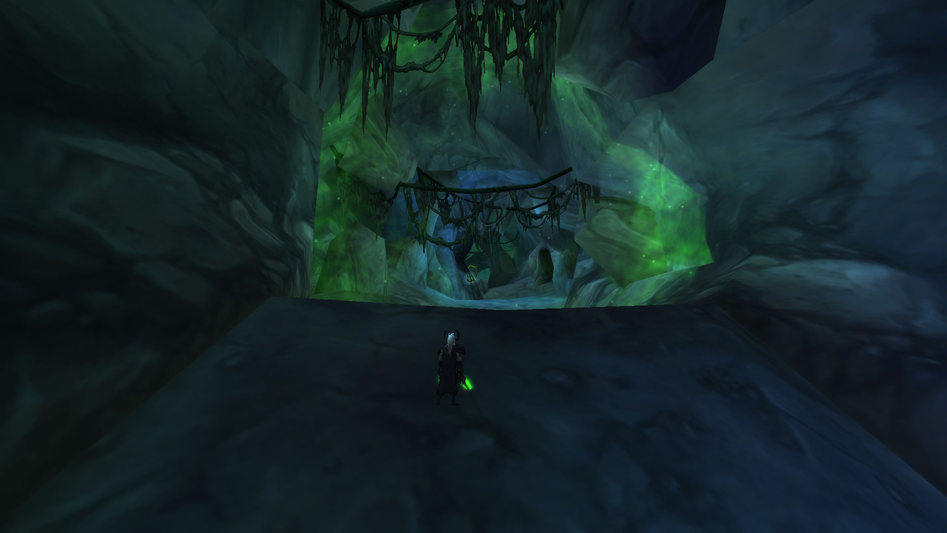 Derrière le portail du Temple Noir.