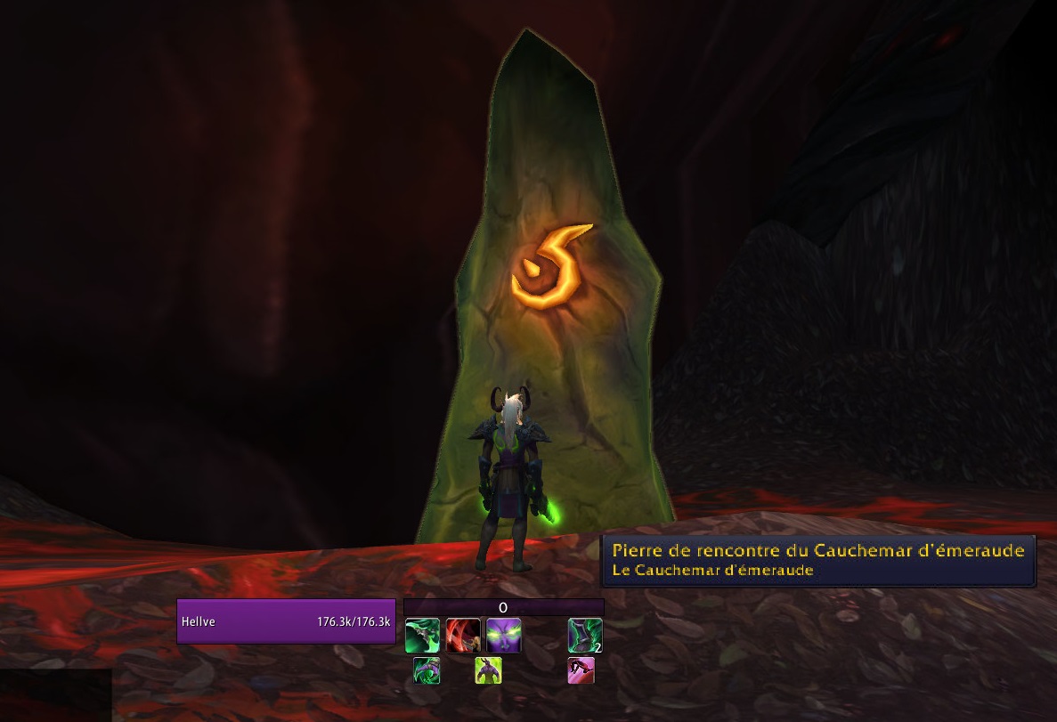 Pierre de rencontre du raid &quot;Le Cauchemar d'émeraude&quot;.